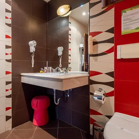 肯克乐德酒店 3* 大特尔诺沃