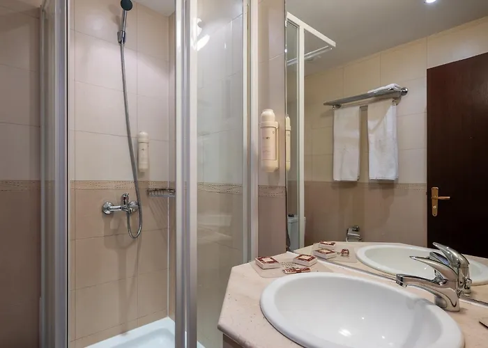 肯克乐德酒店 酒店 大特尔诺沃